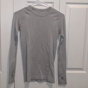 long sleeve lulu lemon shirt